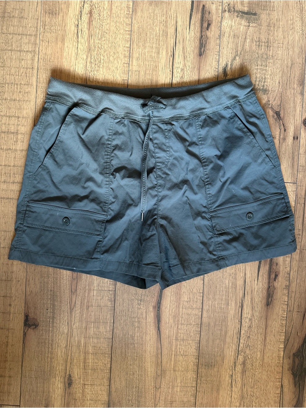 Te Verde Olive Utility Cargo Shorts with Drawstring